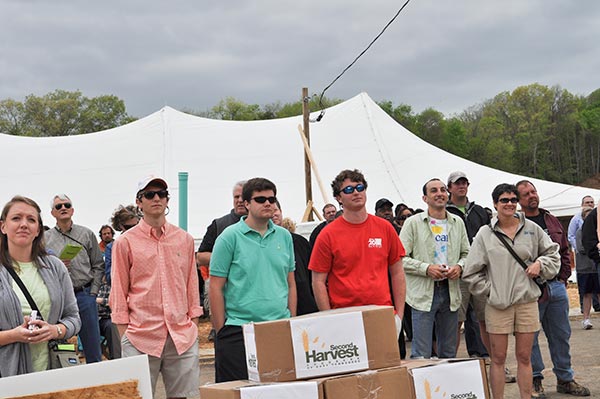 Sigma Nu UTK participate in the building of a Habitat for Humanity home for a Knoxville family 2011-04