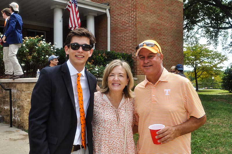 UTK Sigma Nu Fall 2021 Family Weekend img-03